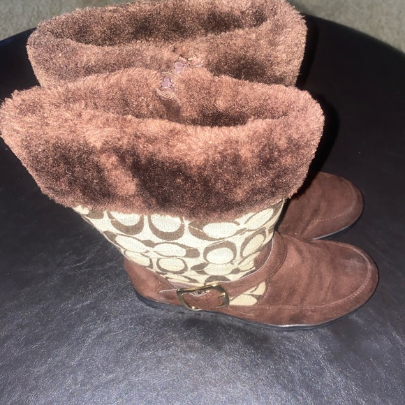 Super cute Coach boots size 5.5 - Picture 4 of 8